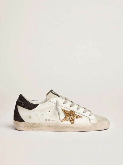 Super-Star femme en cuir nappa avec étoile à paillettes dorées et contrefort à paillettes noires